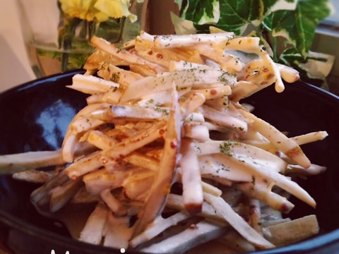 粒マスタードが決めて‼カフェ風♡旨うまごぼうサラダ